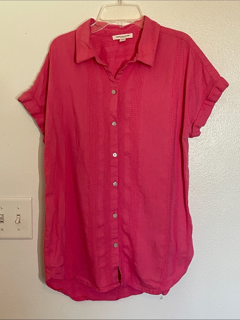 beachlunchlounge Hot Pink Short-Sleeve Button-Down Shirt